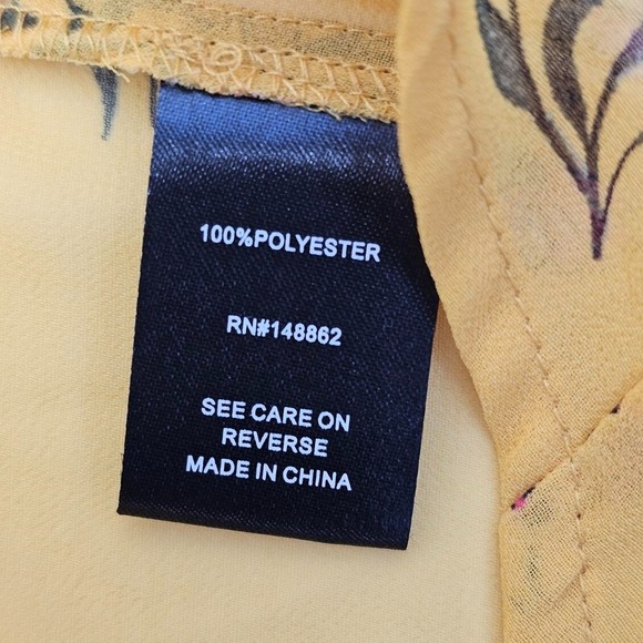 Torrid Blouse Women's Size 00 Yellow Floral High Low Tunic Top V-Neck - Picture 6 of 6